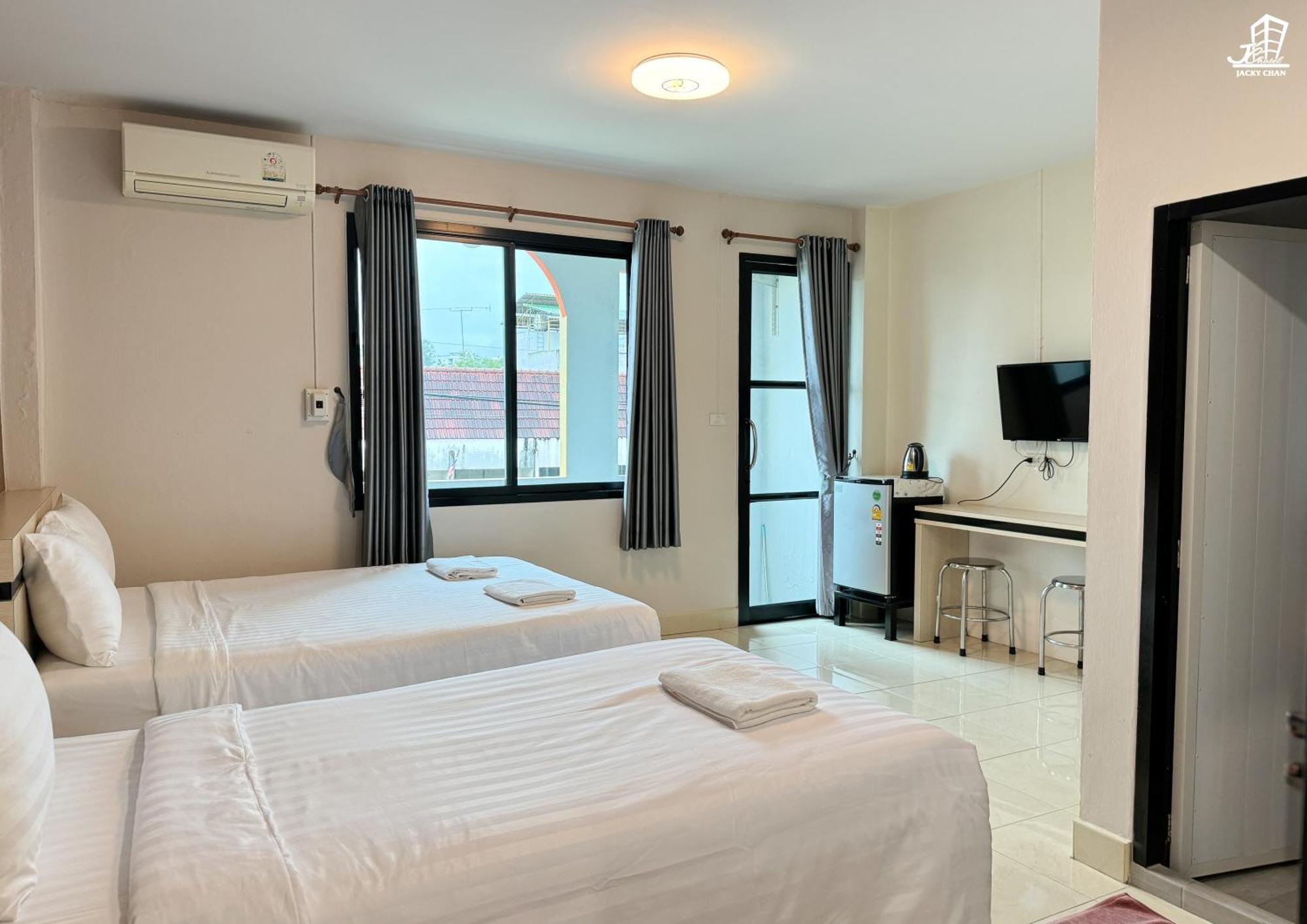 Jacky Chan Hotel Betong Buitenkant foto